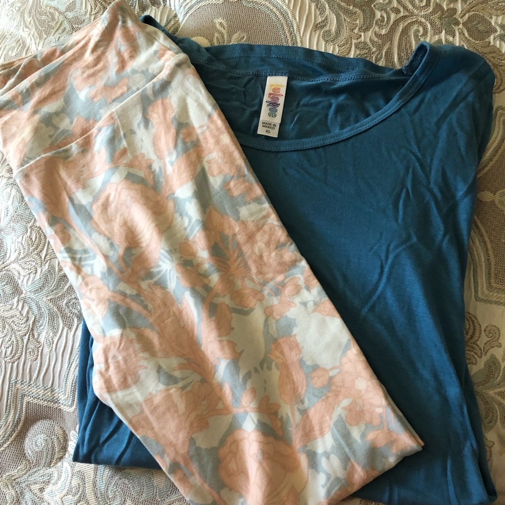 NWT Lularoe OS leggings and XS Perfect Tee